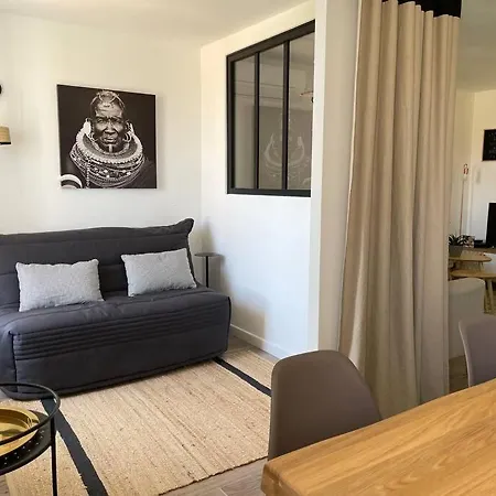 Tres Bel Appartement, Port Sanary, Apartmán Sanary-sur-Mer
